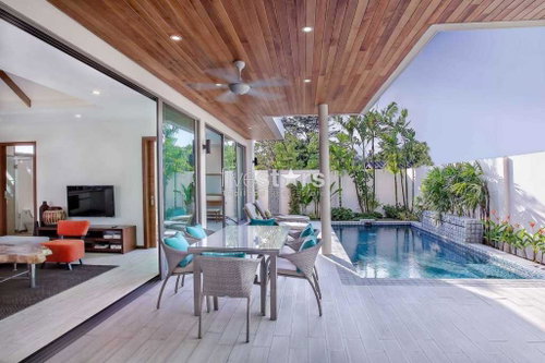 Nice pool villa close to the beach in Rawai 1341912049