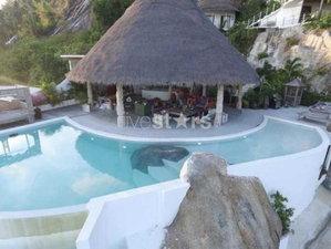 4-bedrooms villa with panoramic sea views in Hua Thanon 1300542198