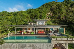 6-bedrooms villa with sea view in Laem Sor 981697120
