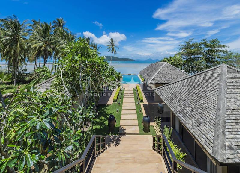 Unique beachfront villa for sale 3601227812
