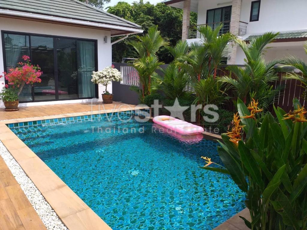 3 bedroom house with private pool for sale in Bangrak Koh Samui