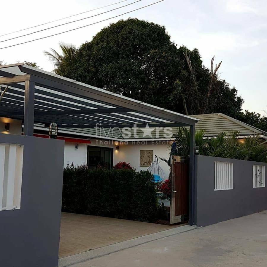 3 bedroom house with private pool for sale in Bangrak, Koh Samui 2158289769
