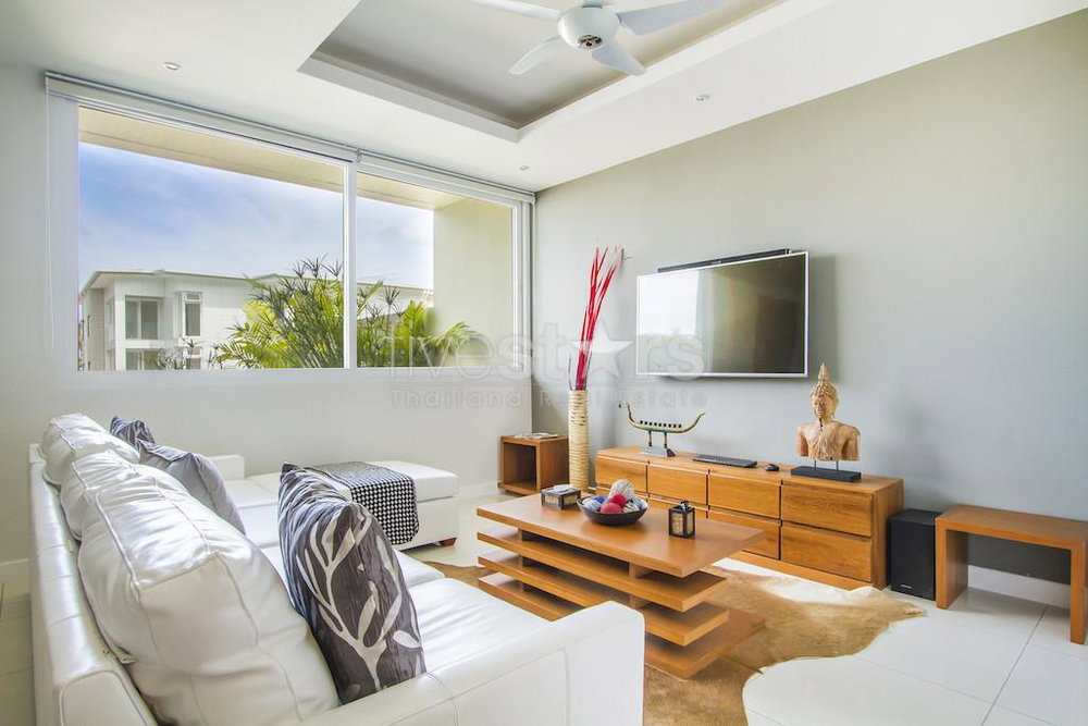 modern 3 bedrooms townhouse for sale near Choeng Mon beach 106045662
