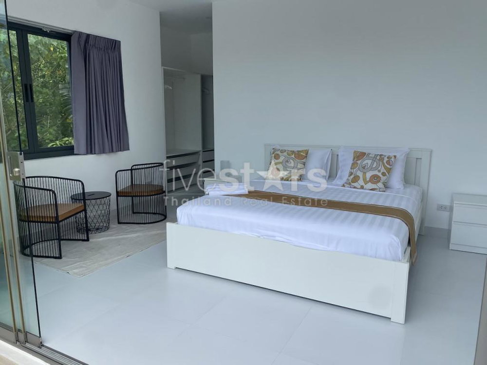 Stunning 4 bedrooms sea view villa for sale located in Chaweng Noi. 2002556164