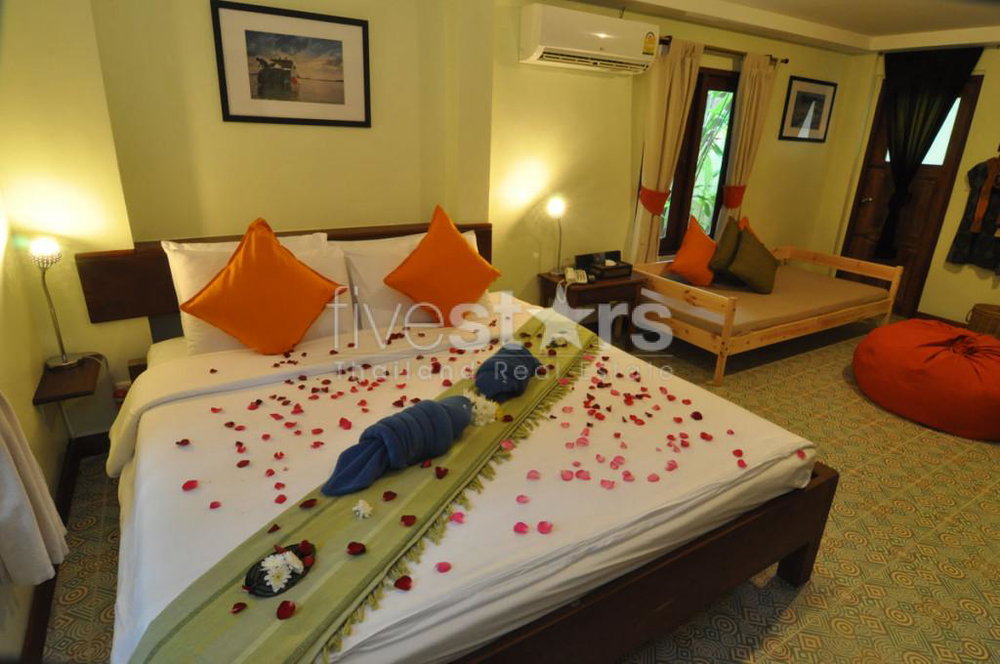 Hotel with 22 rooms for sale in Chalong 4194654751