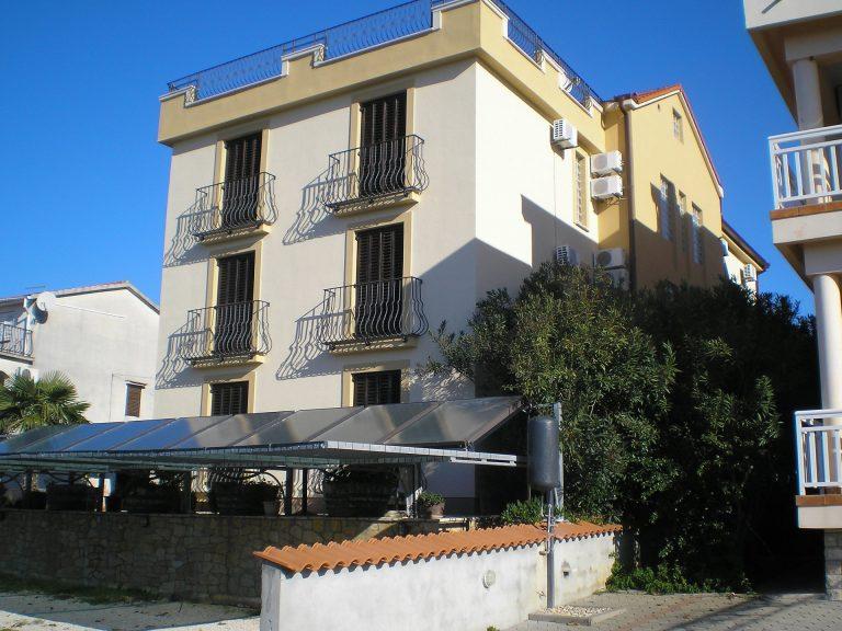 Seafront House Sukosan 2352607715