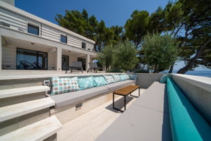 Stone Seafront Villa on Brac Island 3603774041