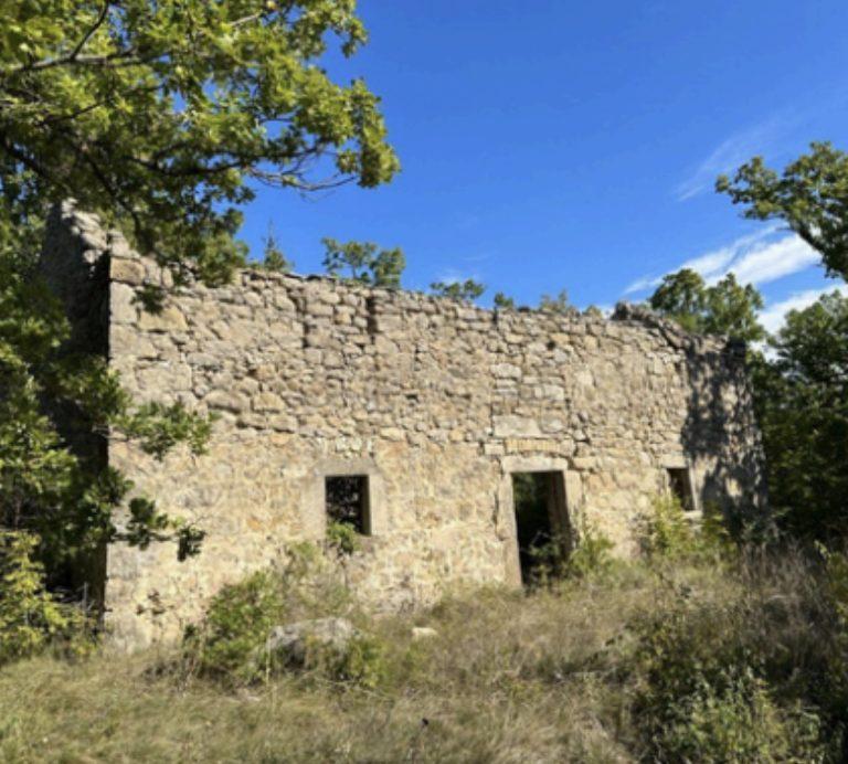 House, Six Hectare Land Drniš 3021381797