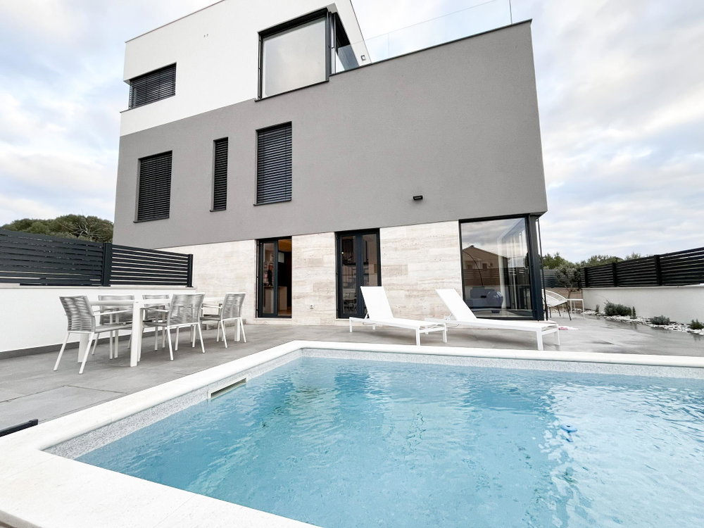 Pure Modern House in Zadar 1057272401