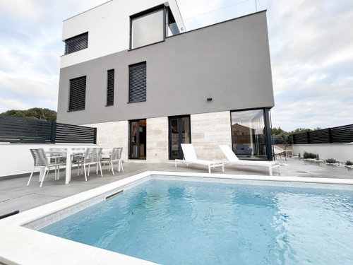 Pure Modern House in Zadar 1057272401