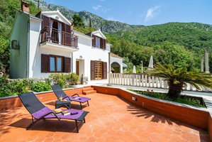 Luxury Countryside Villa with Private Pool & Stunning Views Near Dubrovnik 3010271860