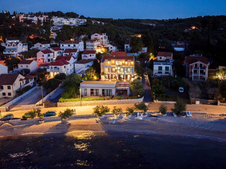 Serenity Heights Villa 4155606169