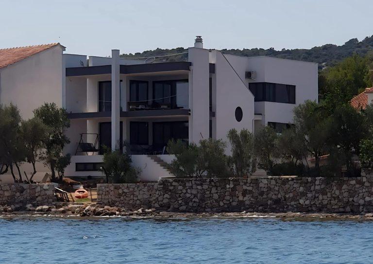 Stunning Modern Villa – Privacy, Luxury & Spectacular Adriatic Views 332899719