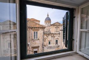 Stone House in Dubrovnik Old Town – 4 Apartments + Commercial Space 4111664211