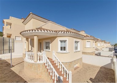 Villa of sale in San Miguel de Salinas 2538245227