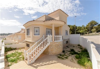 Villa of sale in San Miguel de Salinas 4142711572
