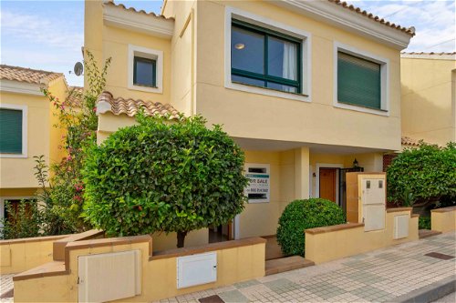 Beautiful townhouse in Campoamor 1519740882