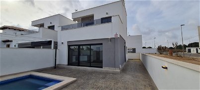 Villa for sale in Orihuela Costa 3739466308