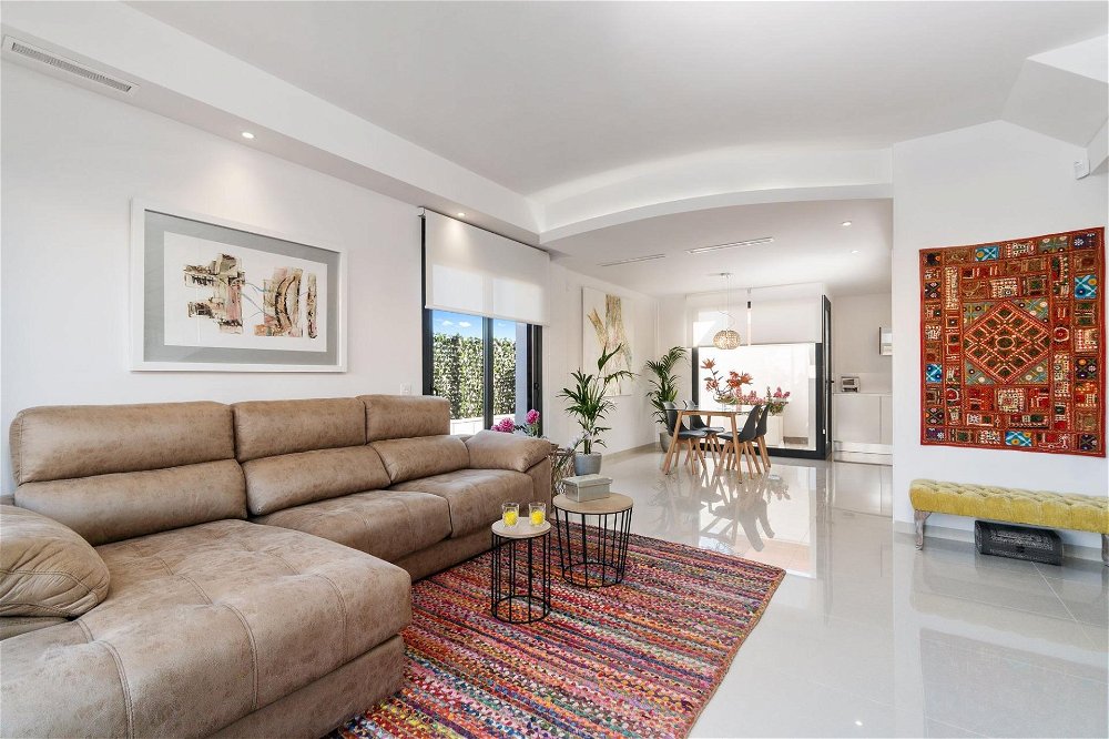 Villa for sale in Los Montesinos 4245984919
