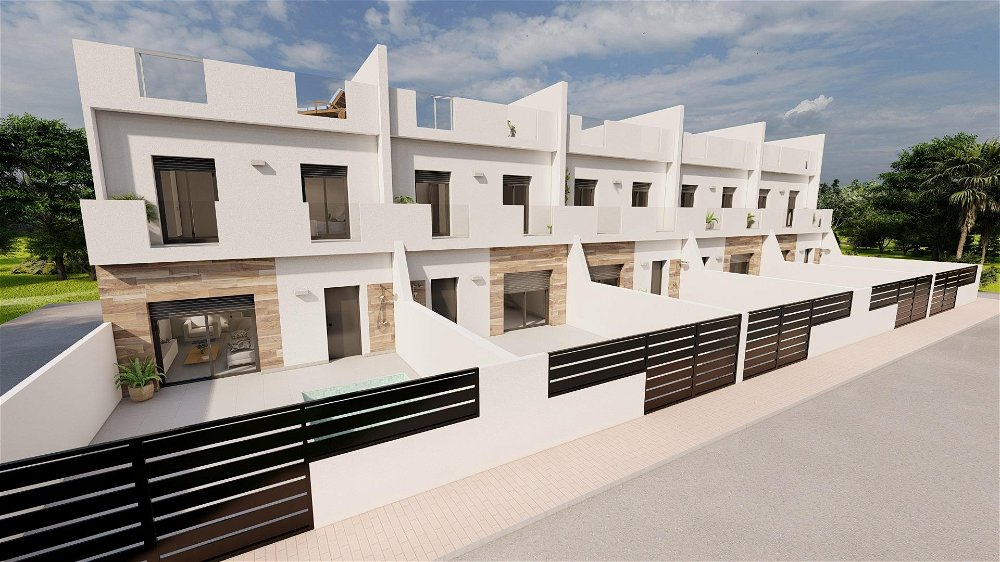 Townhouse for sale in Los Alcázares 2033786650
