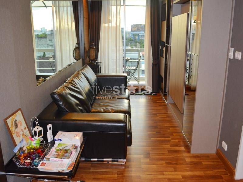 2-bedroom condominium in a quiet but convenient area 2962983675