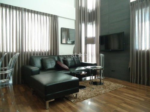 Duplex condominium fully furnished 1 bedroom close to Ratchadamri BTS 217384575