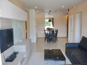 2-bedroom spacious condo close to BTS Phromphong 3740253568