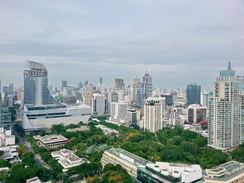 2-bedroom high floor condo close to BTS Ploenchit 3486561991