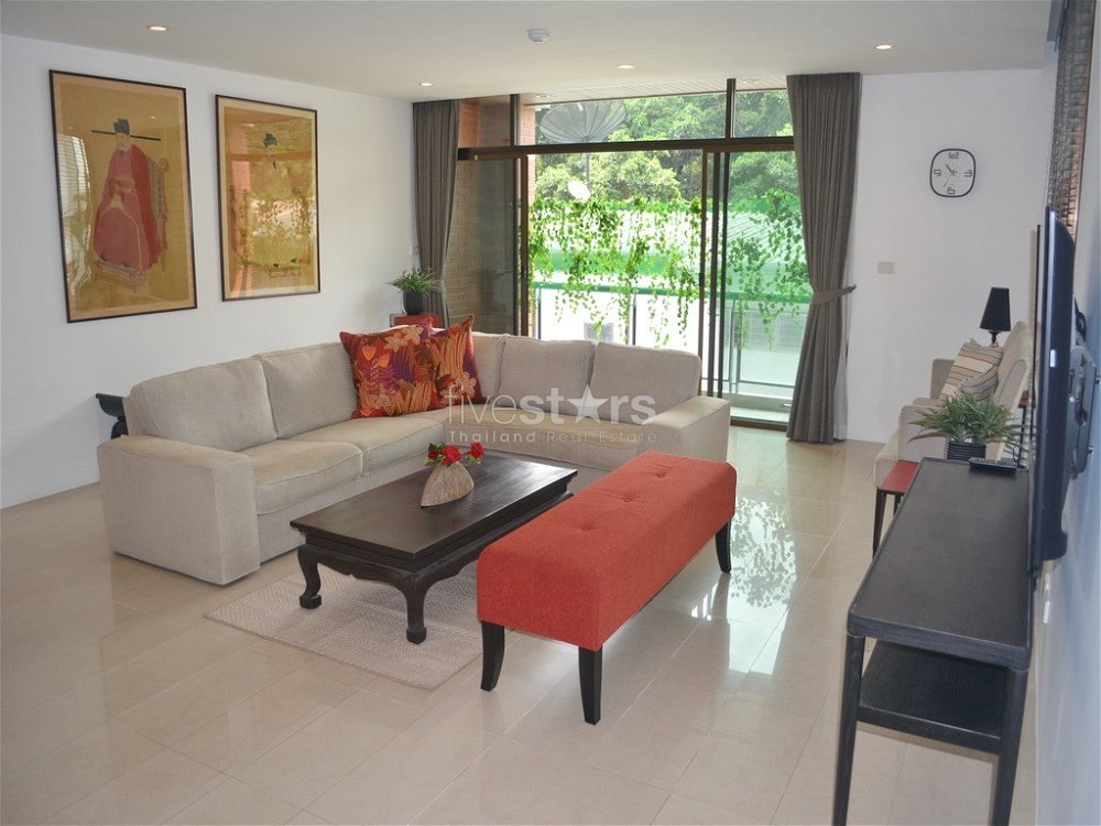 3-bedroom condo in a nice low rise residence close to BTS Ekamai 3950840621