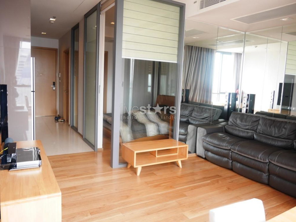 Best price, modern 1 bedroom apartment with amazing skyline view 771944871