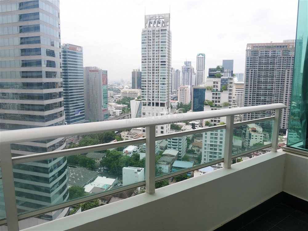 2 bedroom condominium for sale close to Chong Nonsi BTS station 3865054183