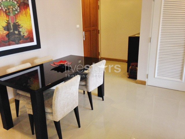 2-bedroom spacious condo in low rise residence in Phromphong 3183481990