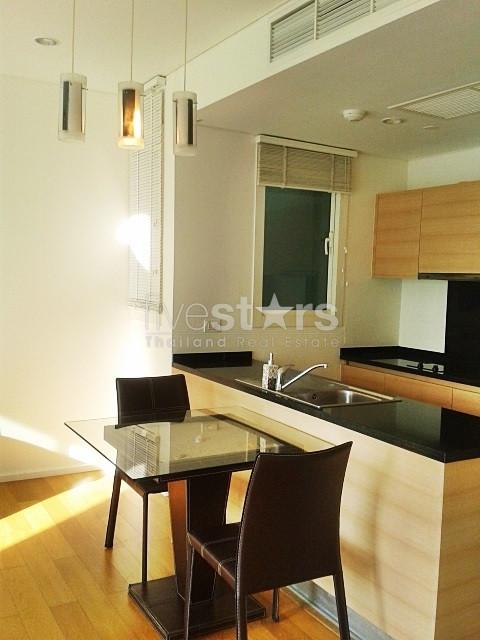 Modern 1 bedroom apartment in quiet area of Asoke 2557085458