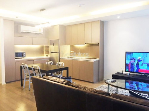 Nicely decorated 1 bedroom apartment in a few steps to Ekamai BTS station 4159947119