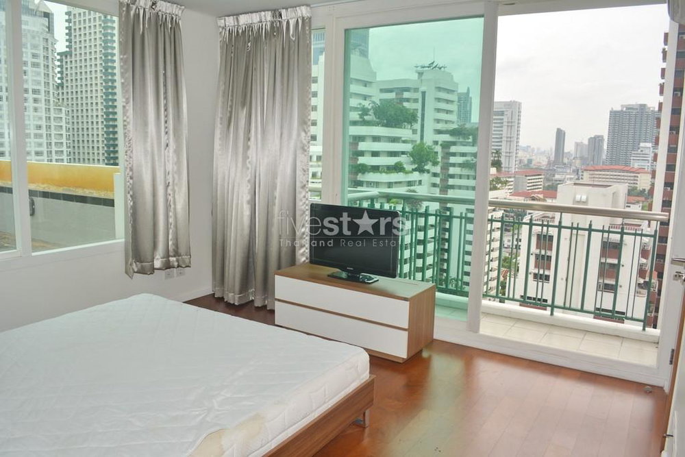 3-bedroom high floor corner unit close to BTS Asoke & MRT Sukhumvit 1661327673