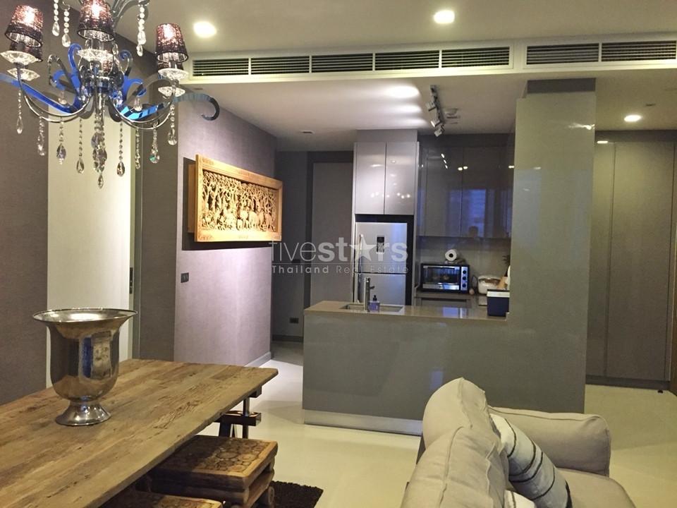 2-bedroom modern condo in Silom 3752528131