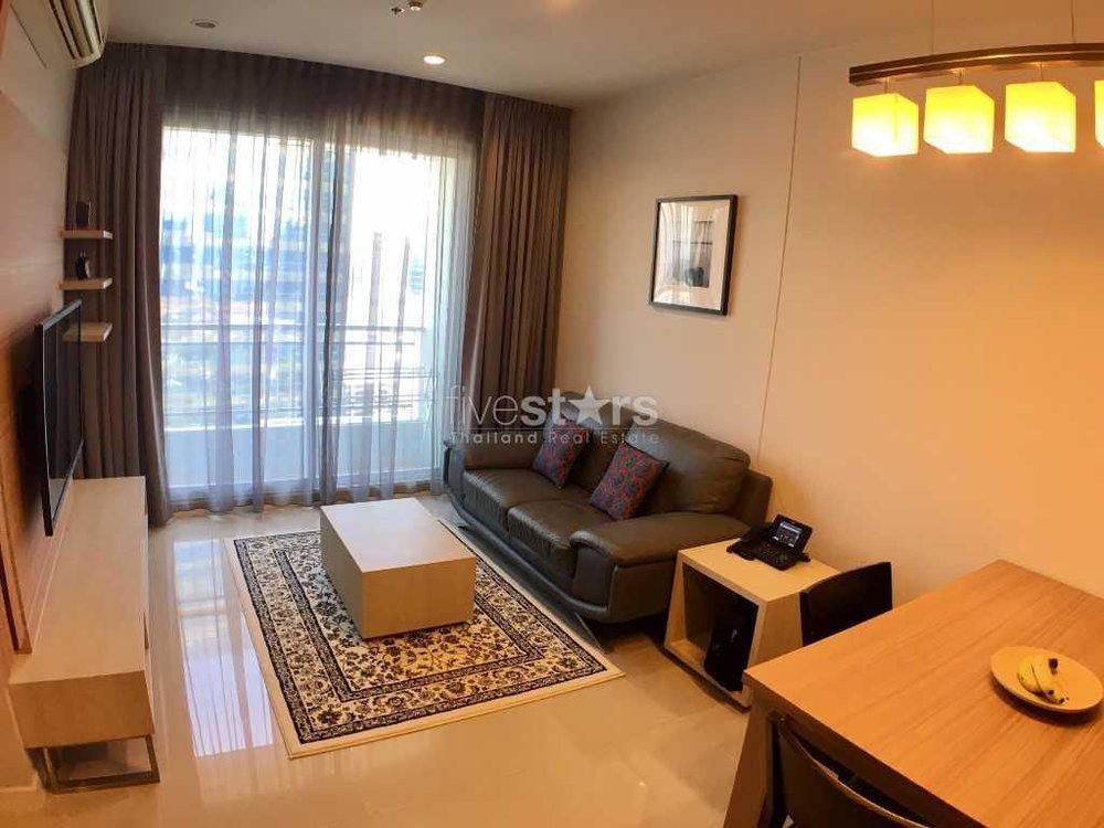 1-bedroom high floor unit in Nana/Petchaburi 3953987138