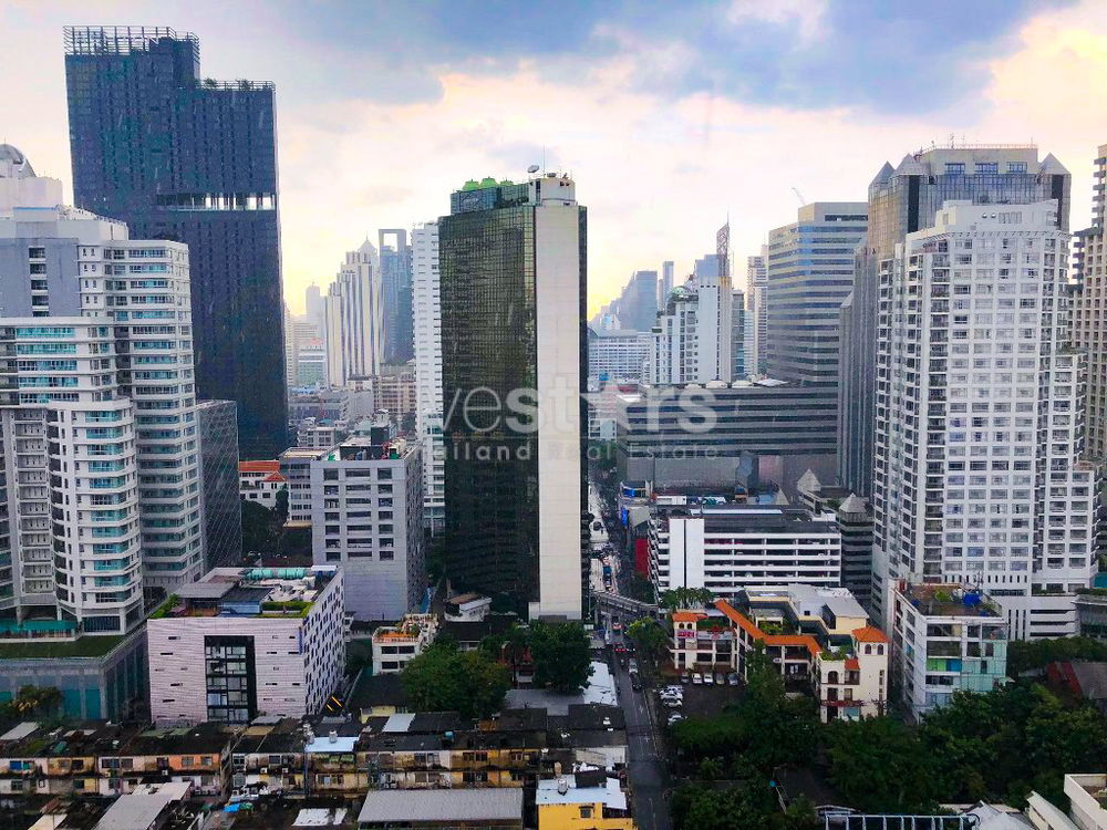 3-bedroom duplex penthouse for sale close to BTS Asok 461984339