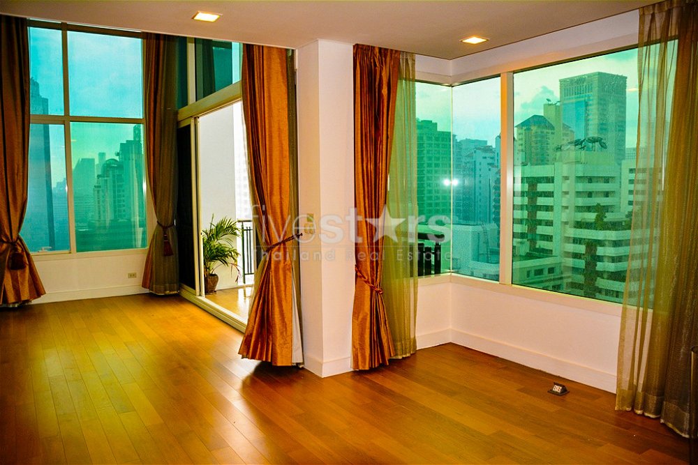 3-bedroom duplex penthouse for sale close to BTS Asok 461984339