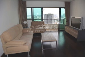 3-bedroom high floor spacious unit for sale in the heart of Sathorn 2796593181