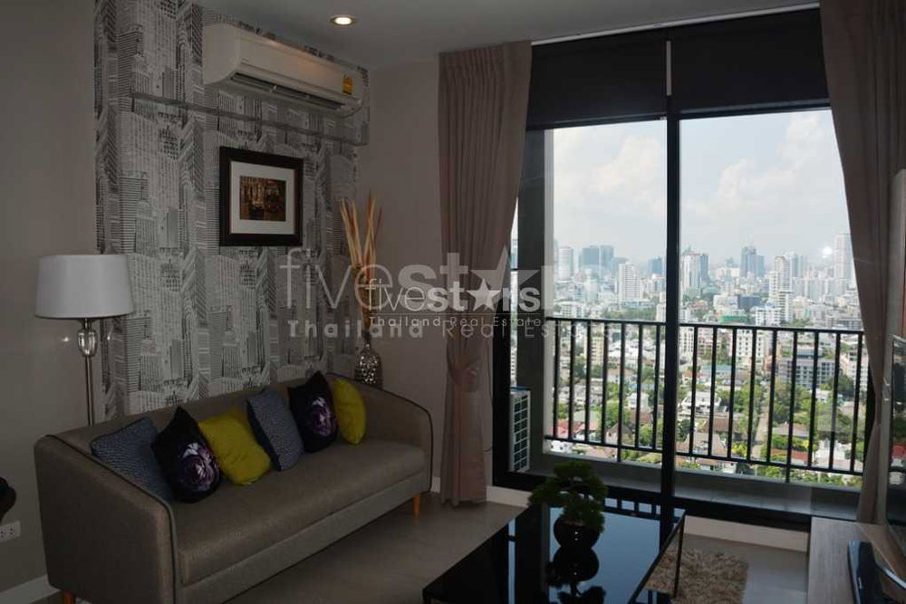 2-bedroom modern high floor unit close to Thonglor 4128428578