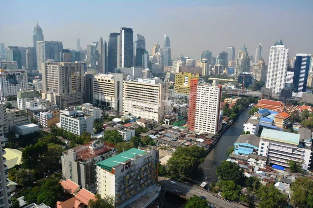 1-bedroom modern high floor unit in the Nana/Petchaburi area 1864074136