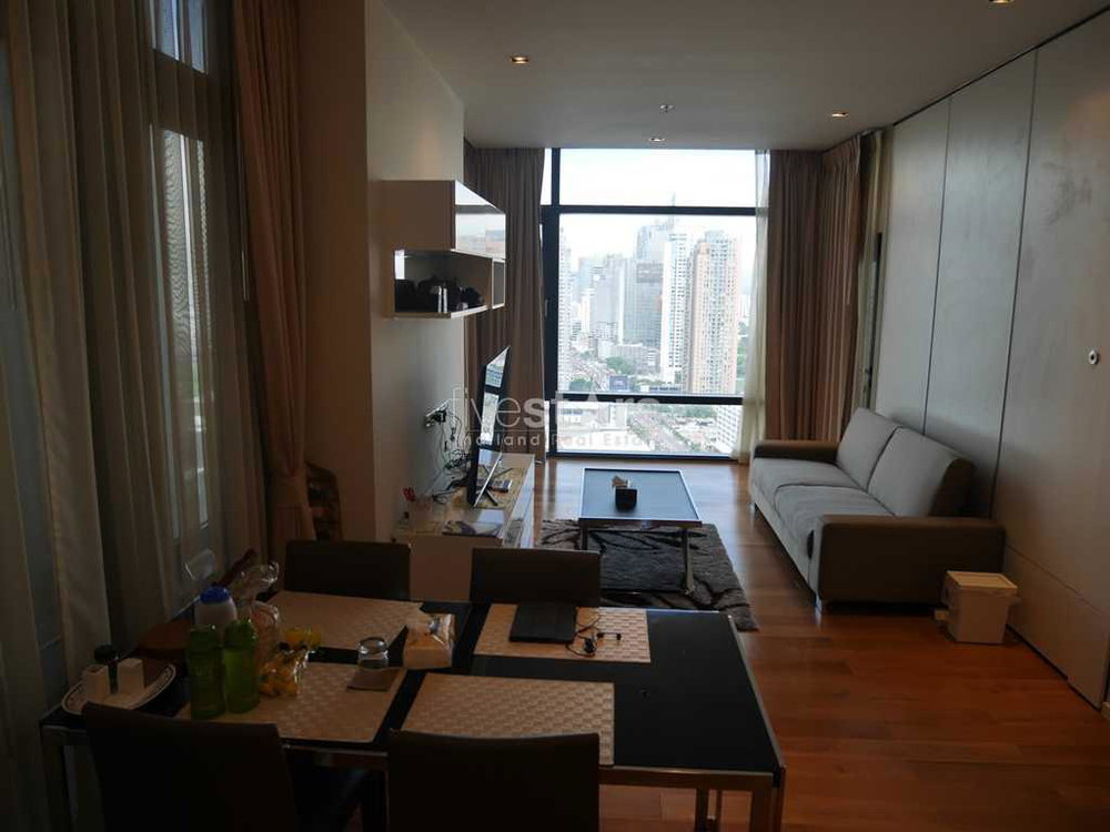 High floor modern 1 bedroom condo on Petchaburi 636664823
