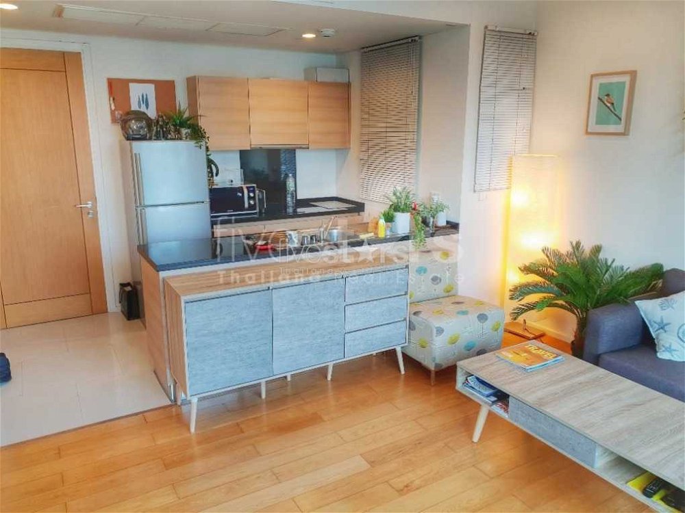 1-bedroom modern corner unit for sale in the heart of Asoke 4177420144