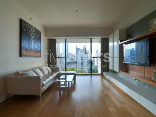 Stunning modern 2-bedroom condo for sale in Sathorn 1259878206