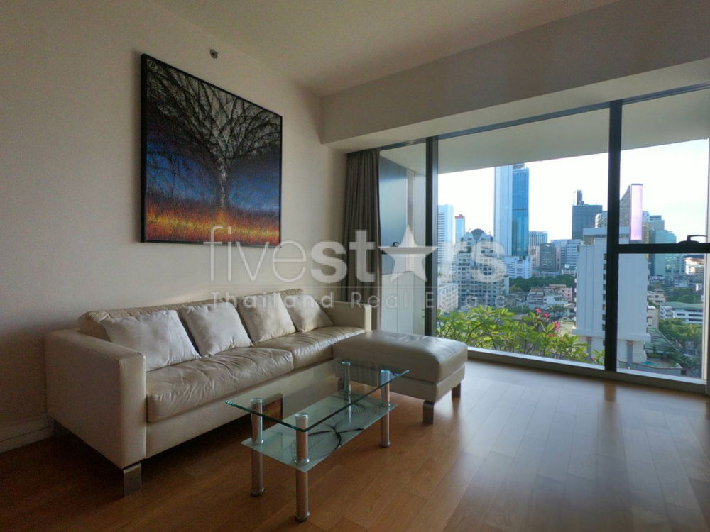 Stunning modern 2-bedroom condo for sale in Sathorn 1259878206