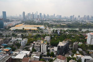 3-bedroom high floor condo for sale in Phromphong area 2668023425