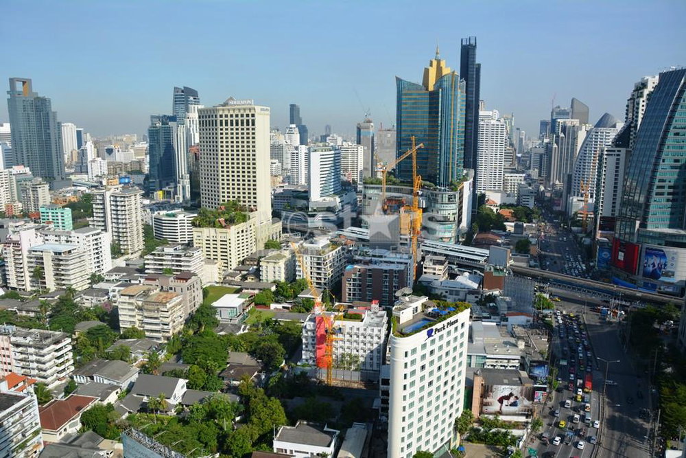 3-bedroom high floor condo close to BTS Asoke 406135453