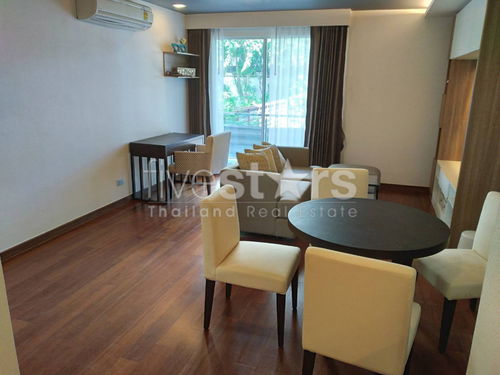 Modern 2-bedroom condo within easy reach of BTS Nana 1692169354