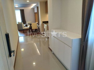 Modern 2-bedroom condo within easy reach of BTS Nana 565309179
